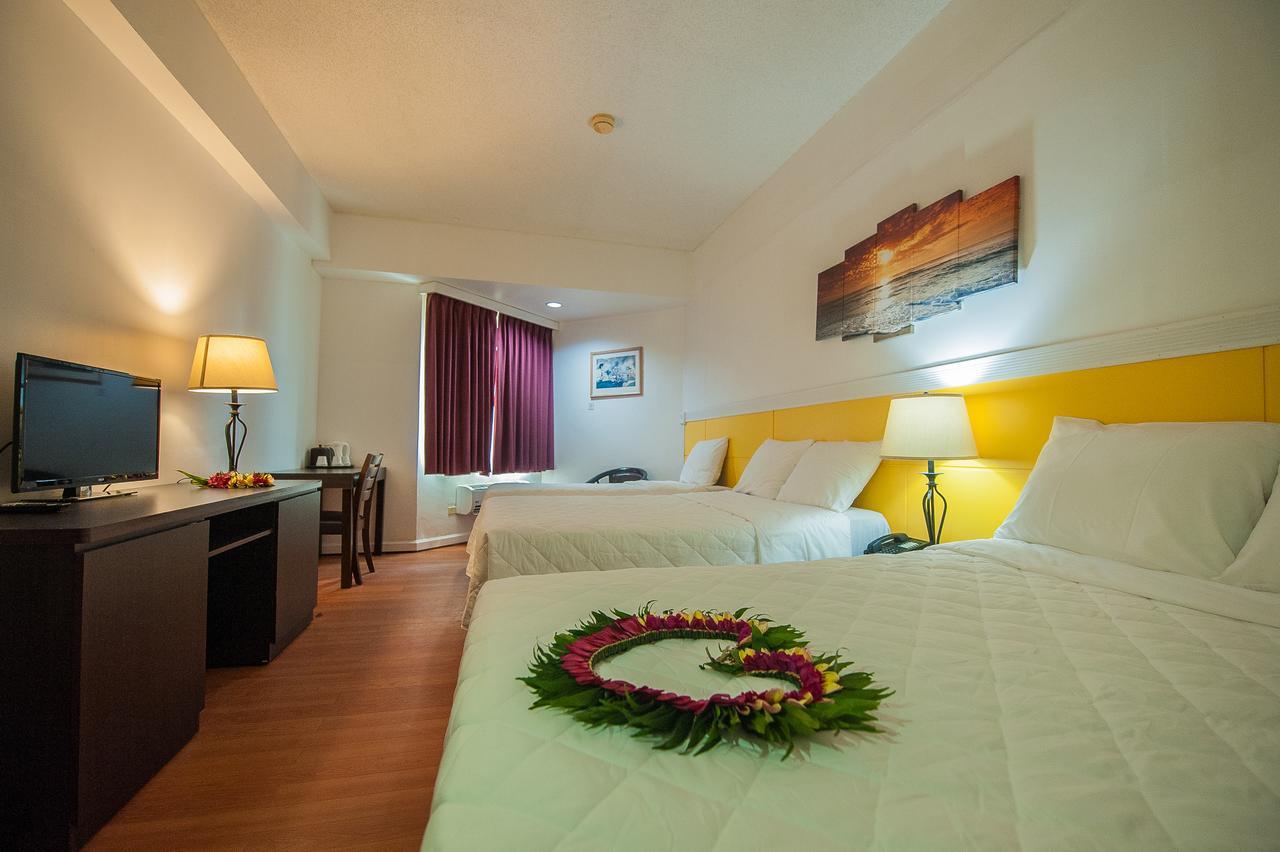 טומון Grand Plaza Hotel מראה חיצוני תמונה