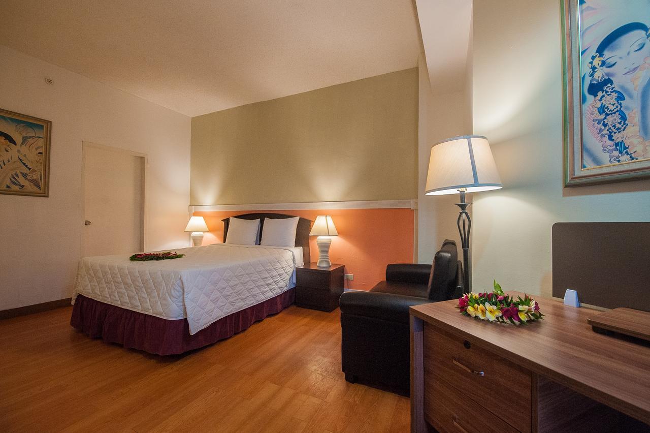 טומון Grand Plaza Hotel מראה חיצוני תמונה