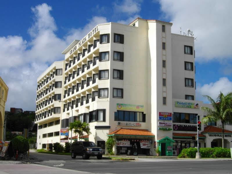 טומון Grand Plaza Hotel מראה חיצוני תמונה