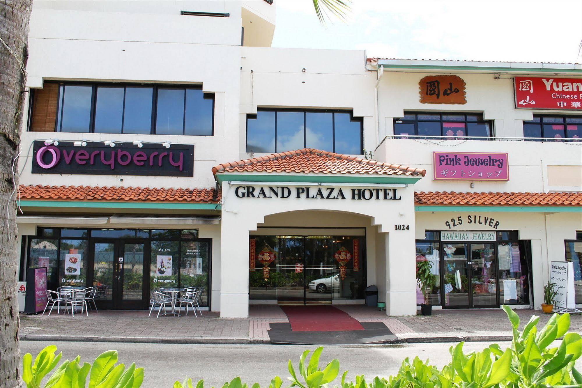 טומון Grand Plaza Hotel מראה חיצוני תמונה